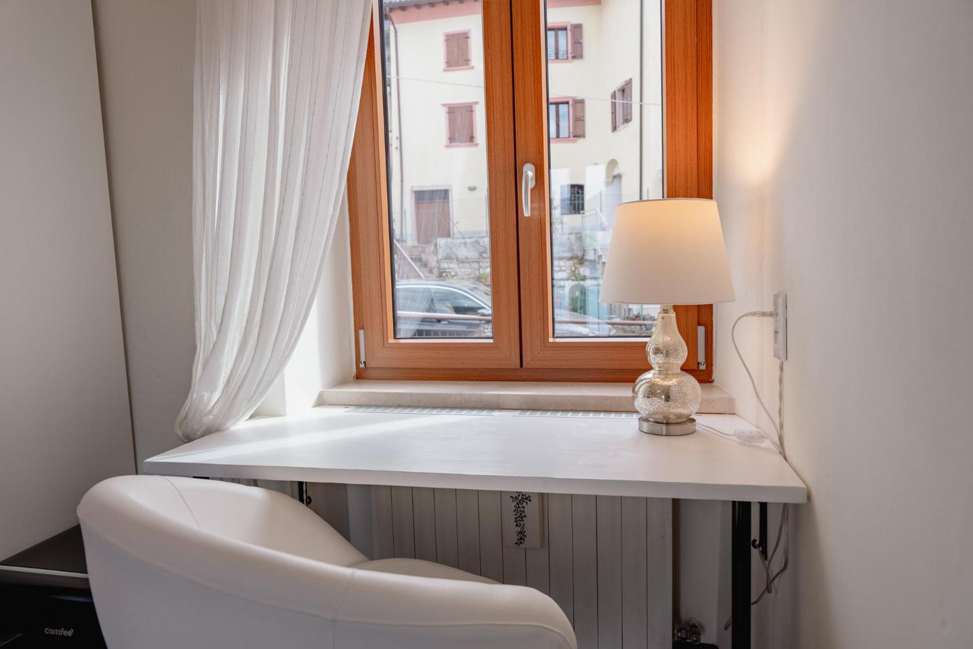 Garda Doma Bed and Breakfast Brenzone sul Garda Exteriör bild