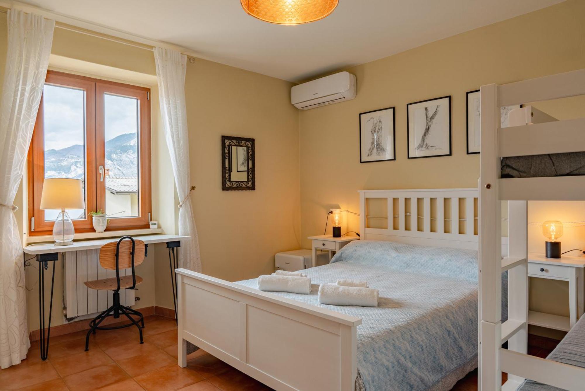 Garda Doma Bed and Breakfast Brenzone sul Garda Exteriör bild