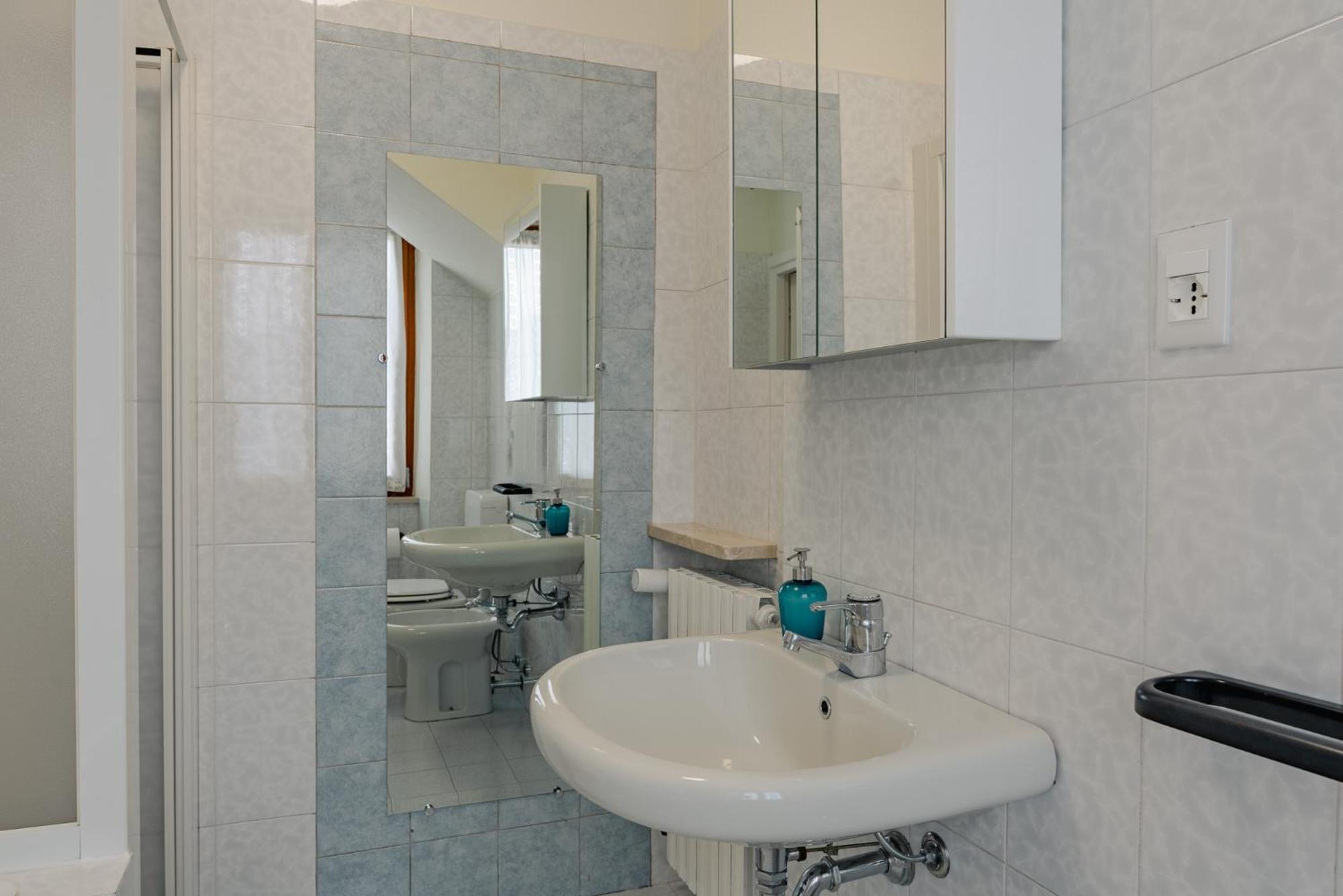 Garda Doma Bed and Breakfast Brenzone sul Garda Exteriör bild