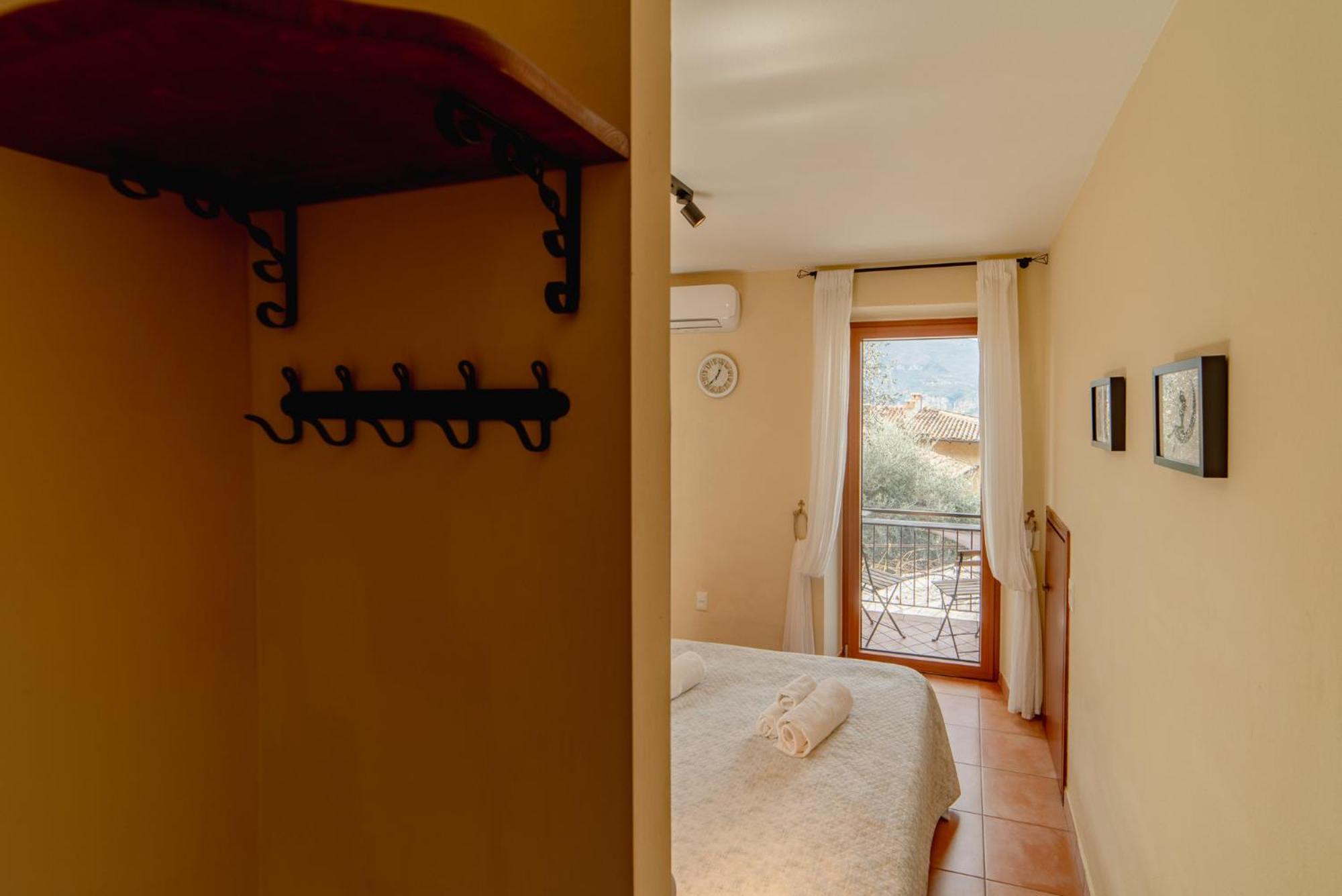 Garda Doma Bed and Breakfast Brenzone sul Garda Exteriör bild