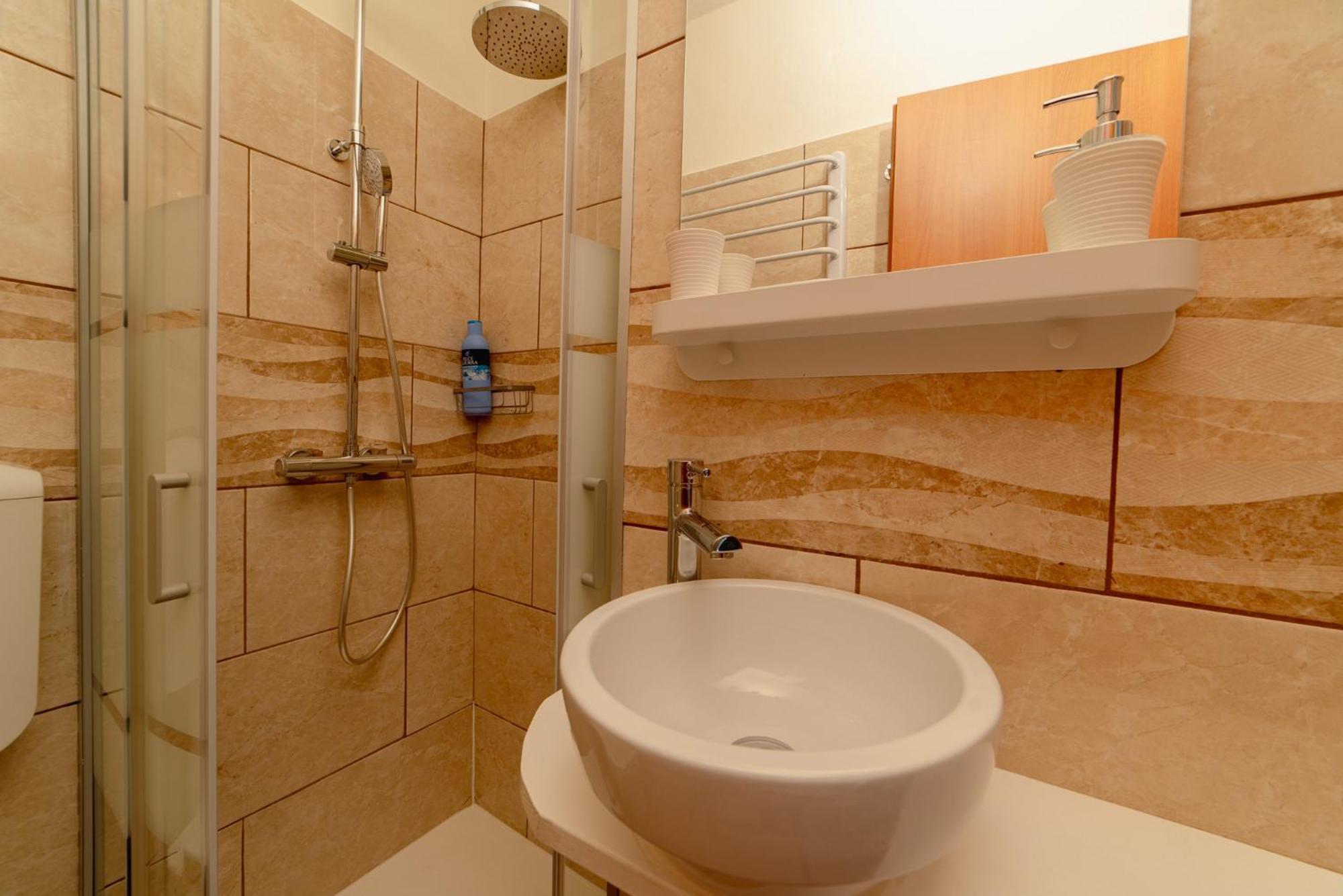 Garda Doma Bed and Breakfast Brenzone sul Garda Exteriör bild