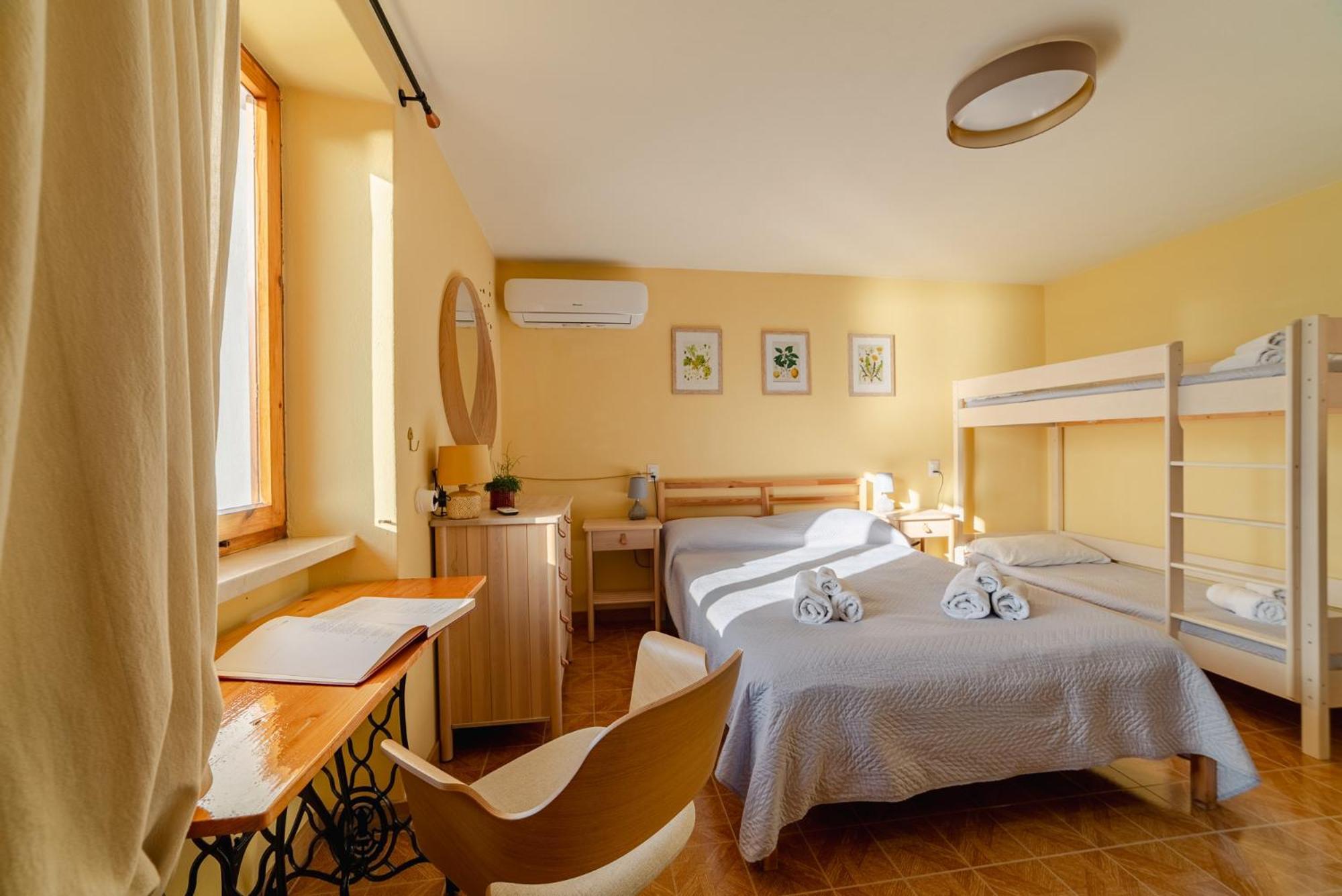 Garda Doma Bed and Breakfast Brenzone sul Garda Exteriör bild