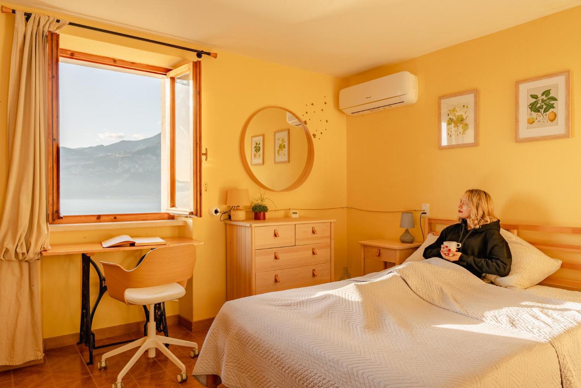 Garda Doma Bed and Breakfast Brenzone sul Garda Exteriör bild