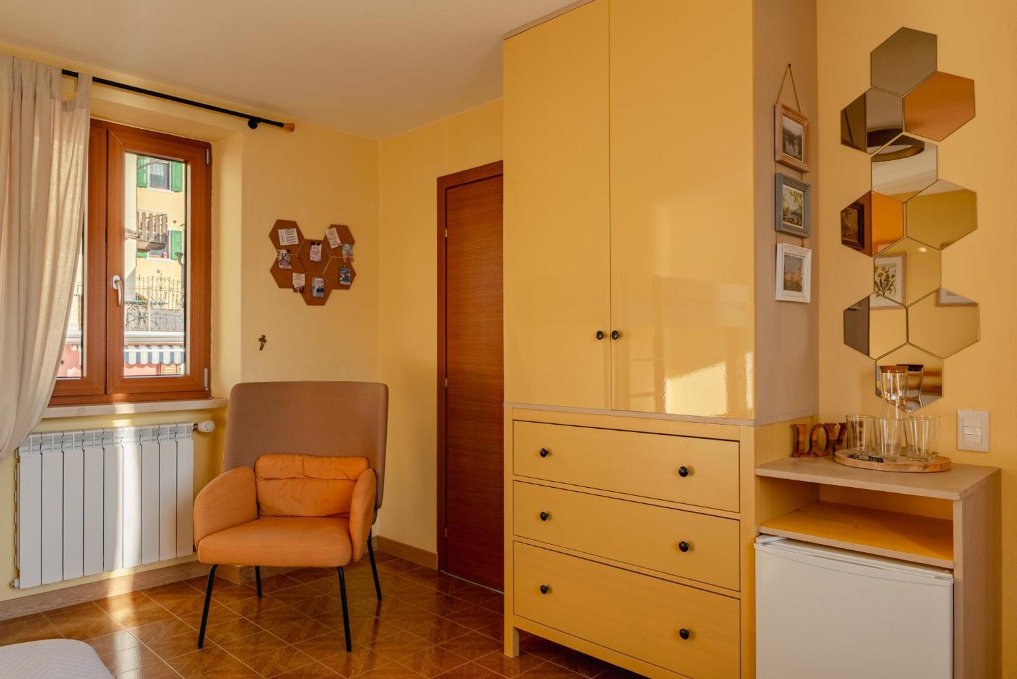 Garda Doma Bed and Breakfast Brenzone sul Garda Exteriör bild